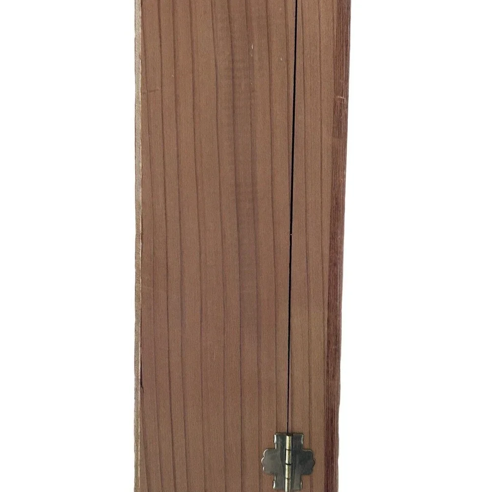 VINTAGE PEPPER MILL WINE BOTTLE BOX OLDE THOMPSON